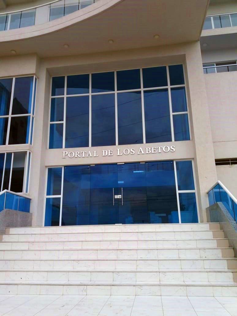 Portal de los Abetos